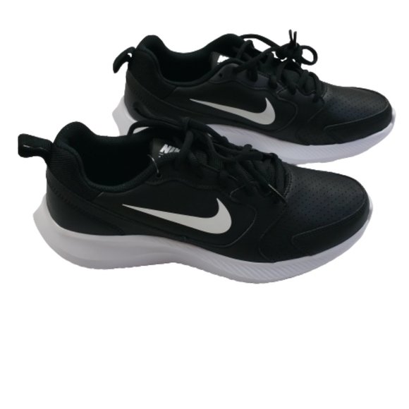 nike todos black and white